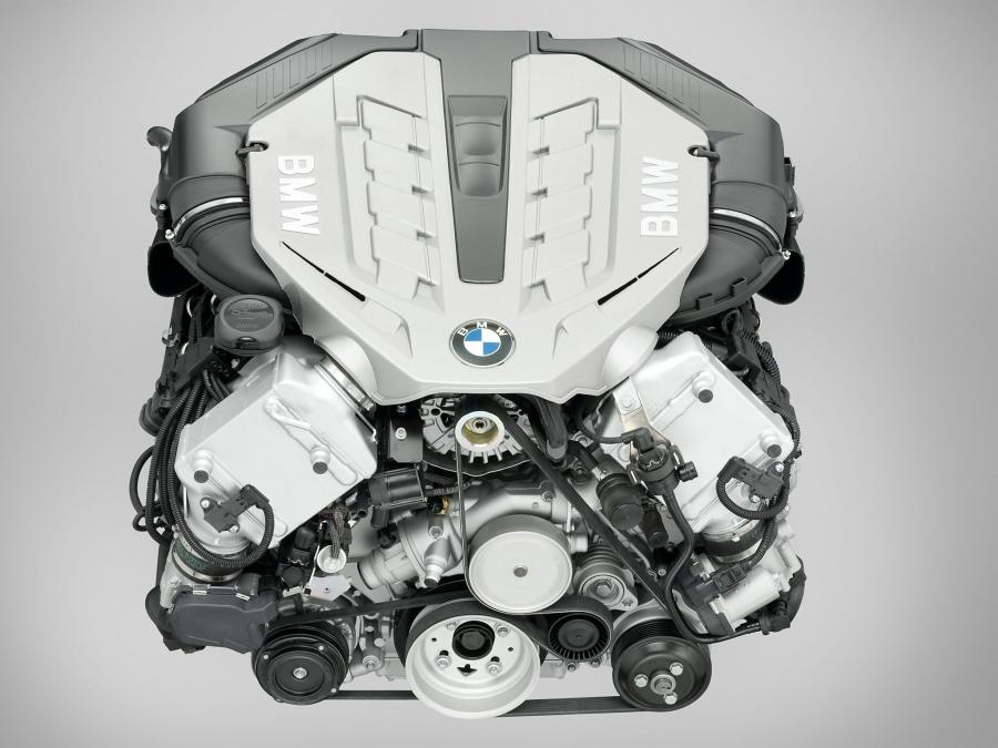  BMW X6 xDrive 5.0i 2008 года  (US) (фото 11 из 13)